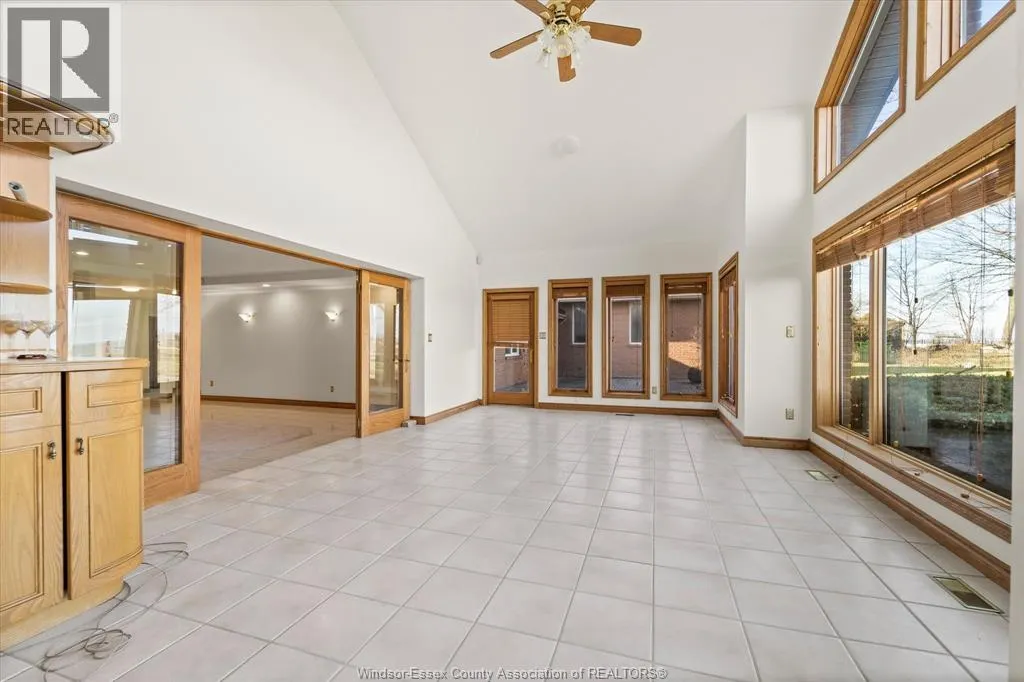410 RUSSELL WOODS ROAD