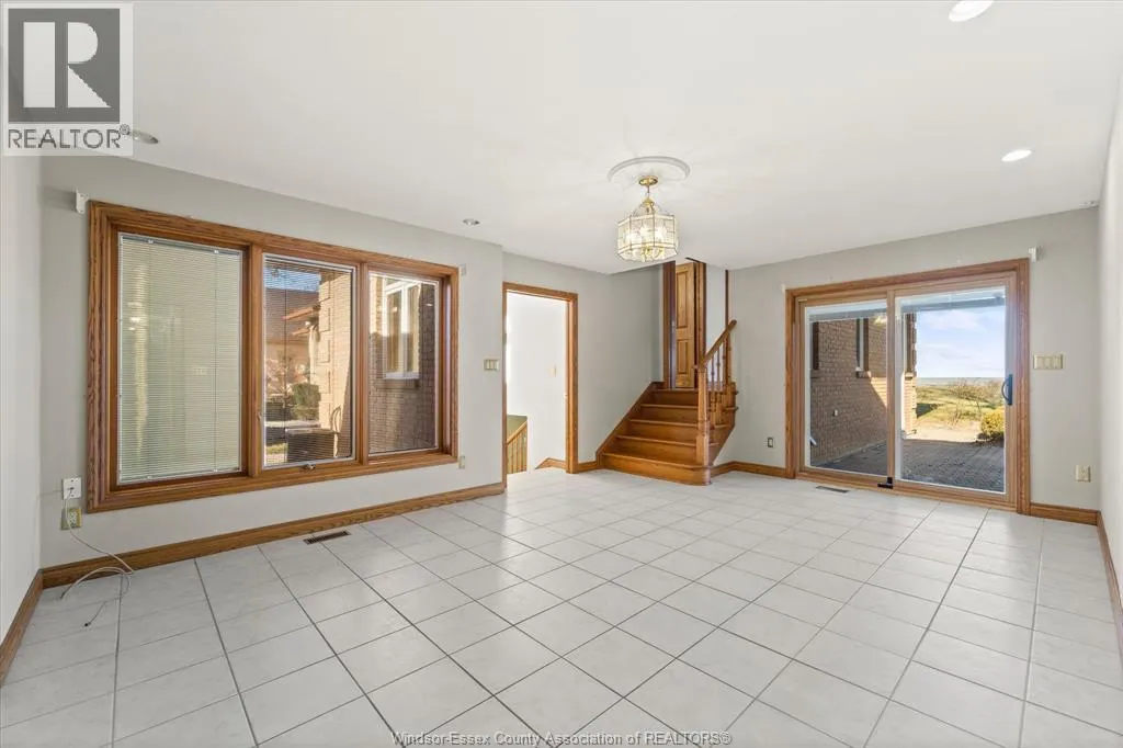 410 RUSSELL WOODS ROAD