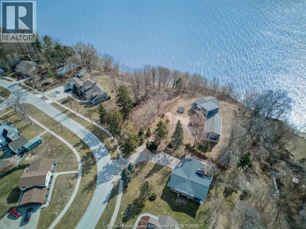 V/L BRIARWOOD CRESCENT