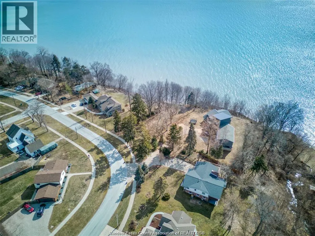 V/L BRIARWOOD CRESCENT