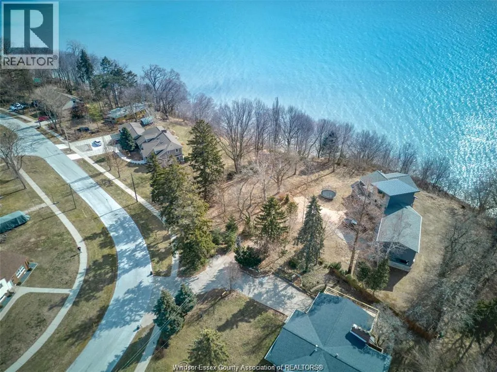 V/L BRIARWOOD CRESCENT