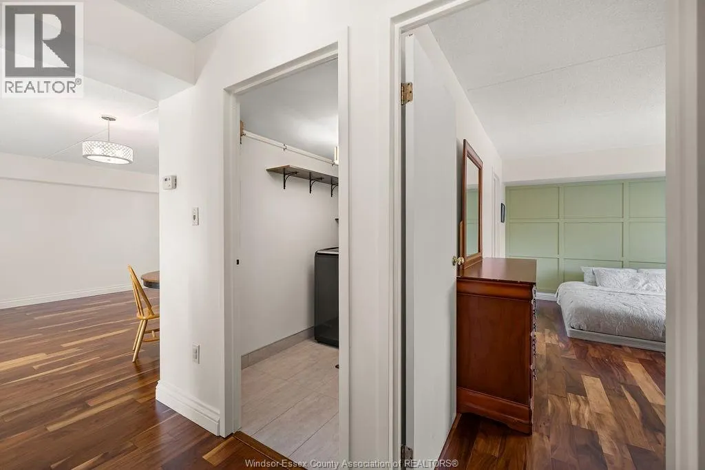 401 GRAND MARAIS West Unit# 202