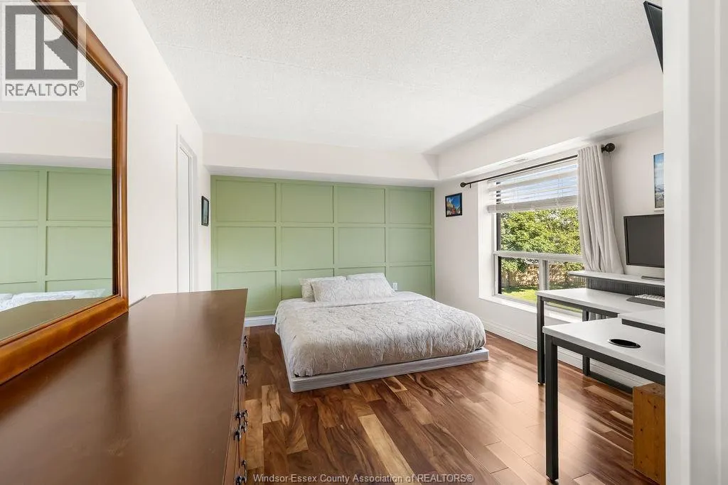 401 GRAND MARAIS West Unit# 202