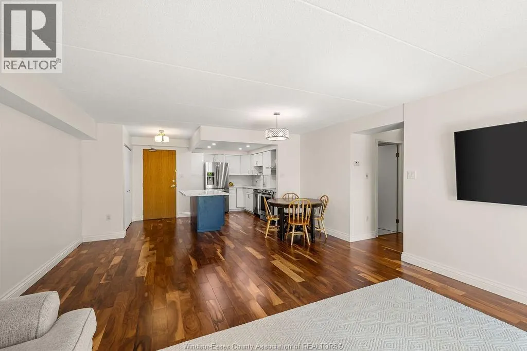 401 GRAND MARAIS West Unit# 202