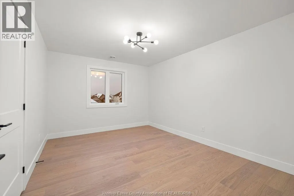 186 WHELAN AVENUE