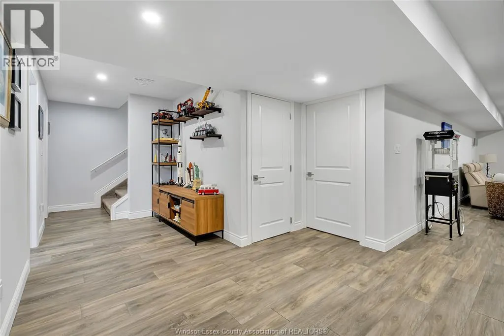 295 CRYSTAL BAY DRIVE