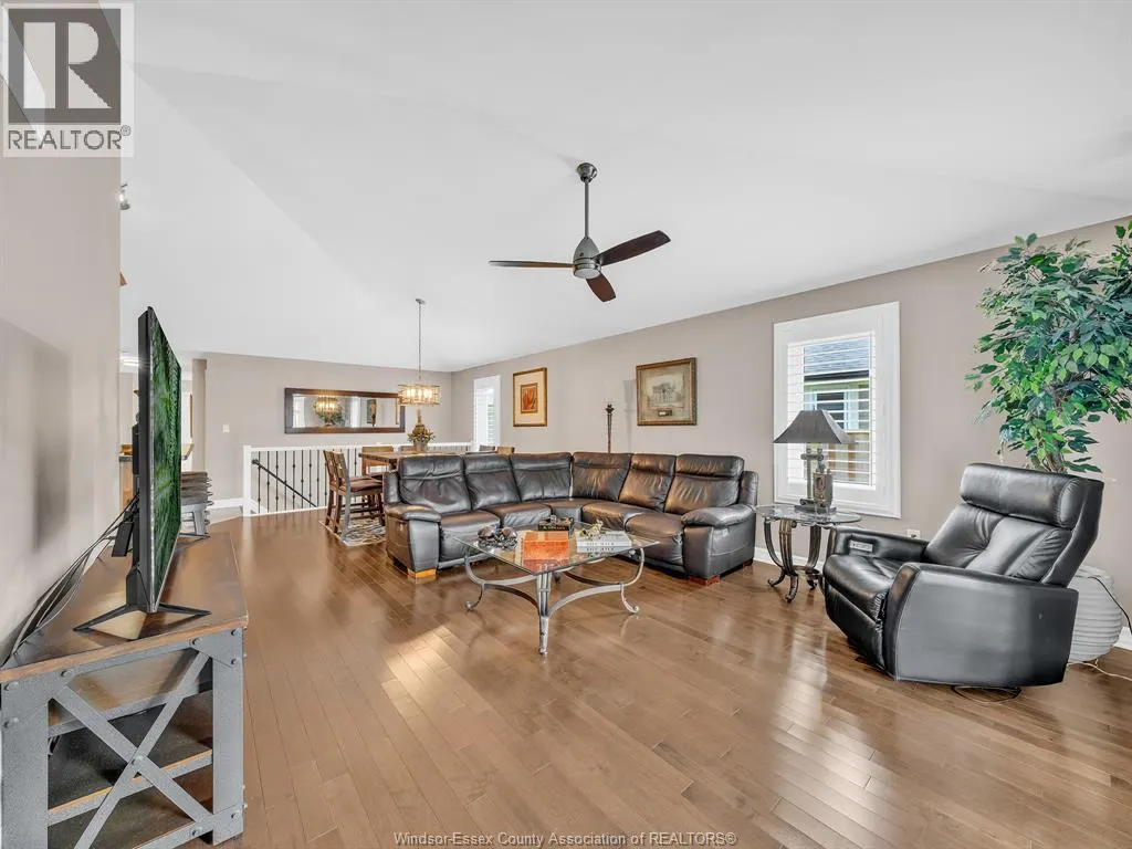 2425 SKINNER