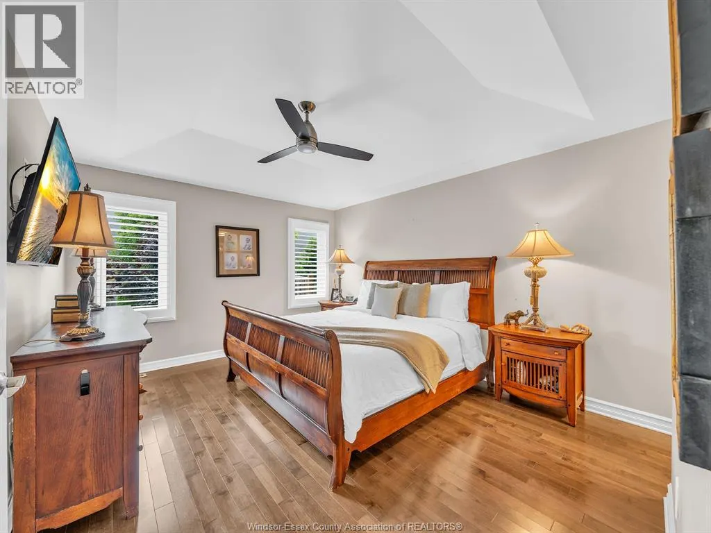 2425 SKINNER