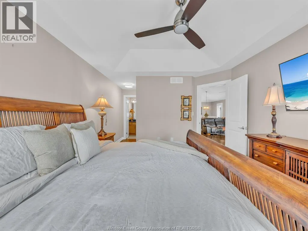 2425 SKINNER