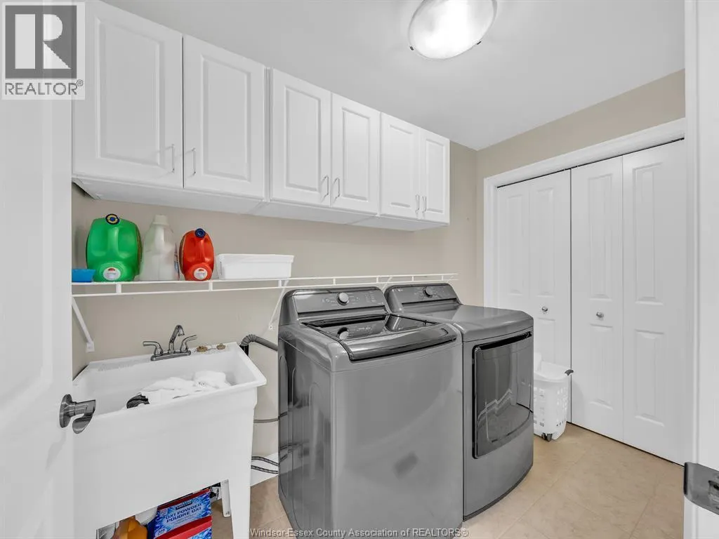 2425 SKINNER