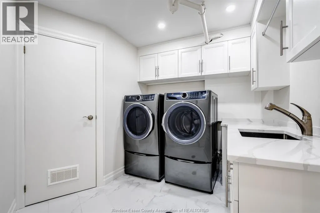 109 Robson ROAD Unit# 501