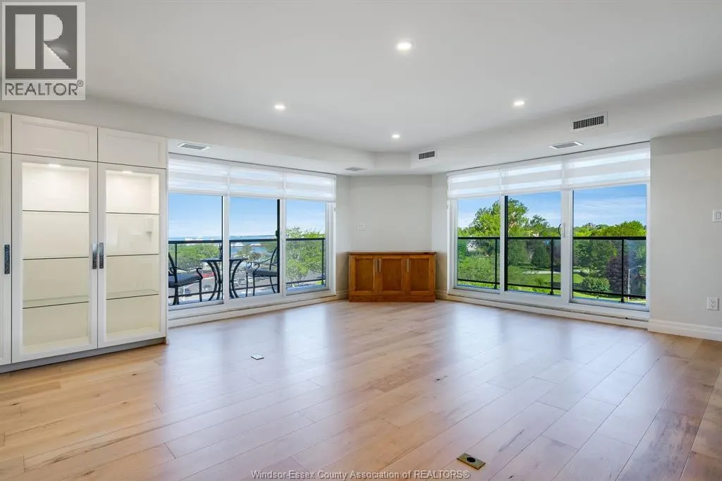 109 Robson ROAD Unit# 501