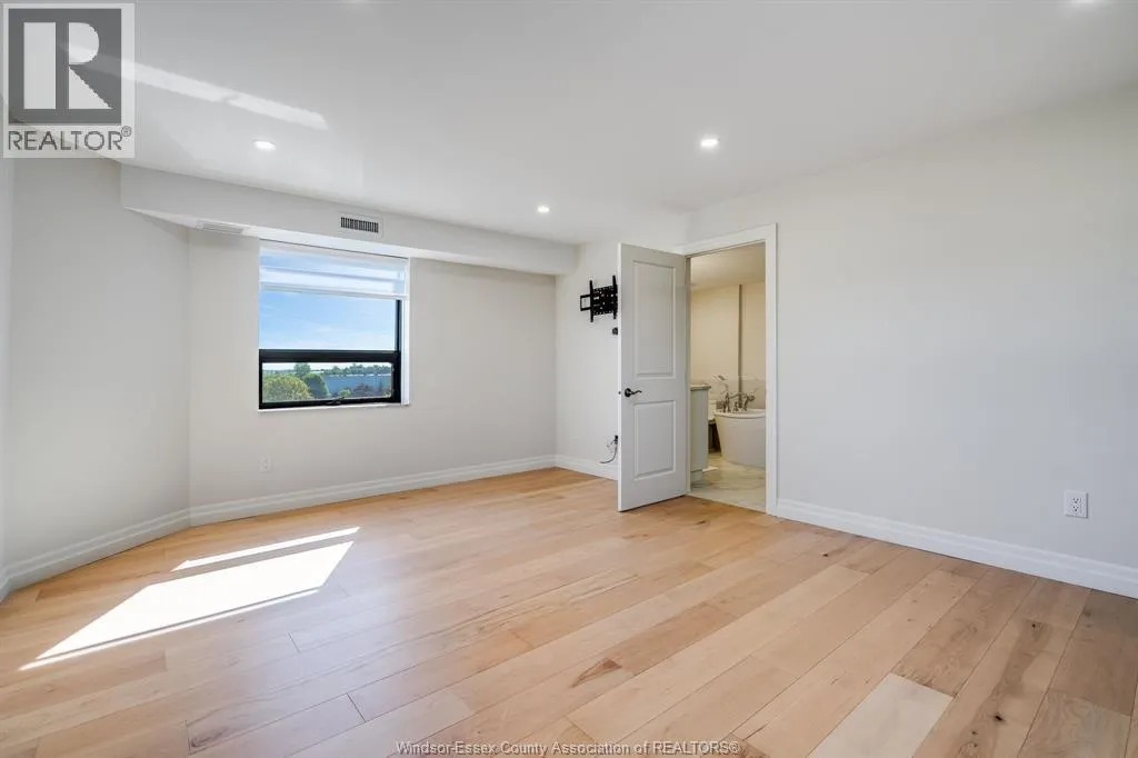 109 Robson ROAD Unit# 501