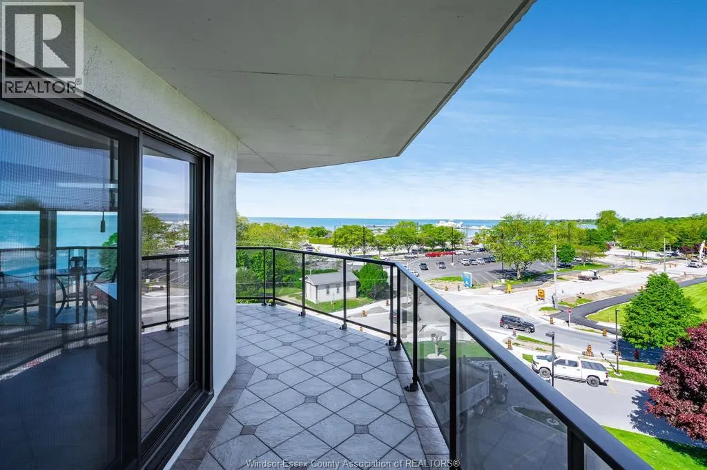 109 Robson ROAD Unit# 501