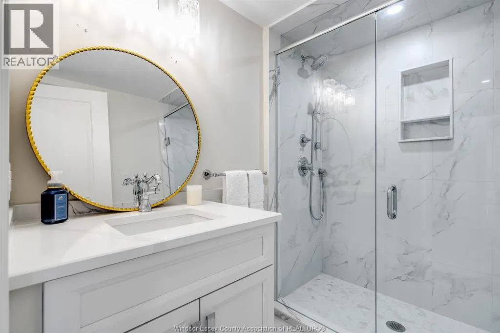 109 Robson ROAD Unit# 501