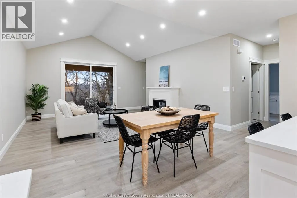 77 PEREIRA DRIVE