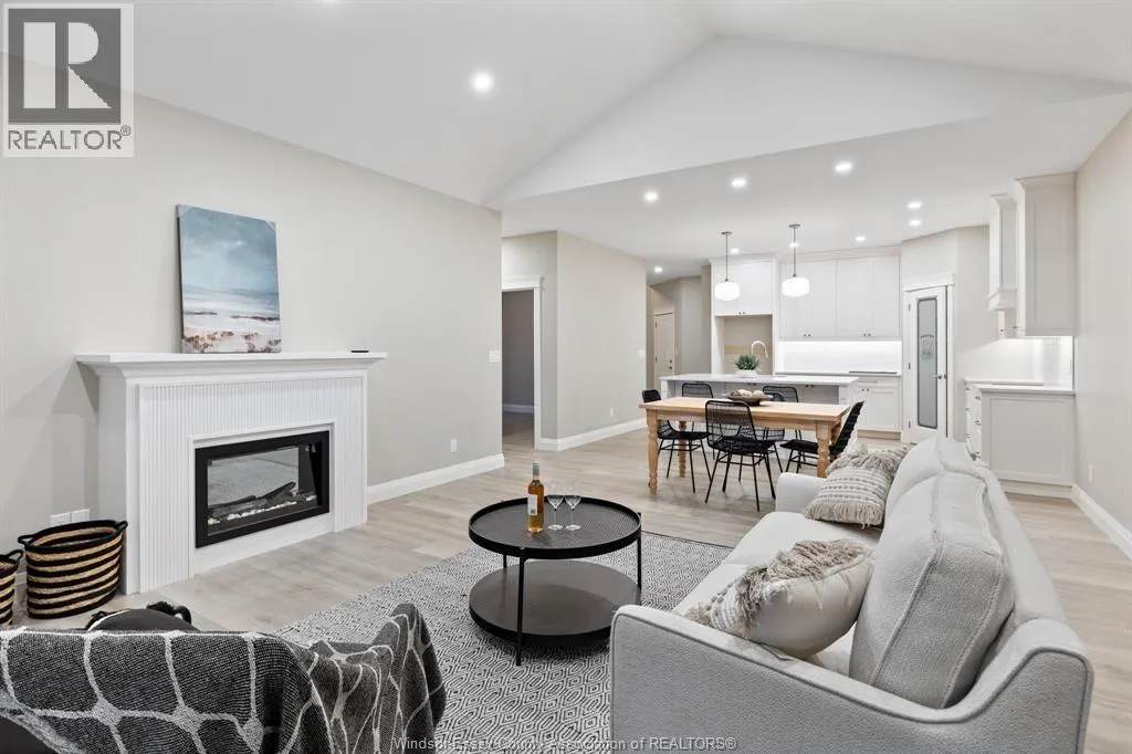 77 PEREIRA DRIVE