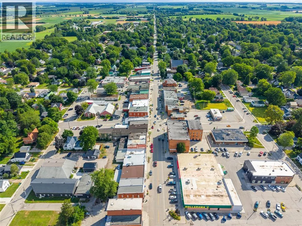 7 Main STREET West