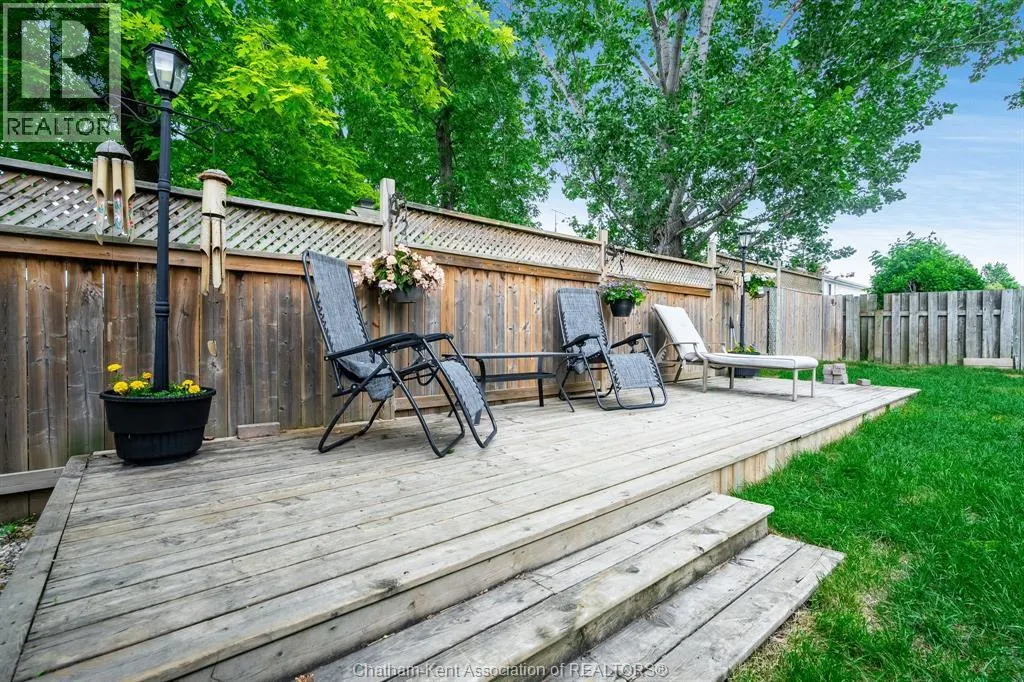 14 GREENBRIAR TRAIL
