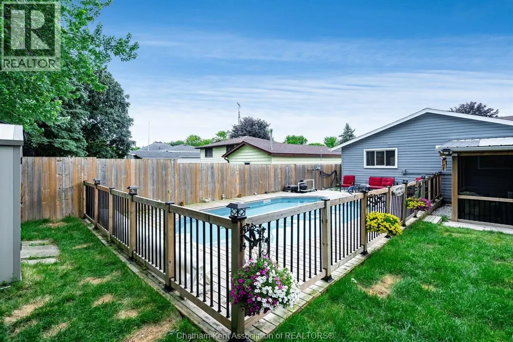 14 GREENBRIAR TRAIL