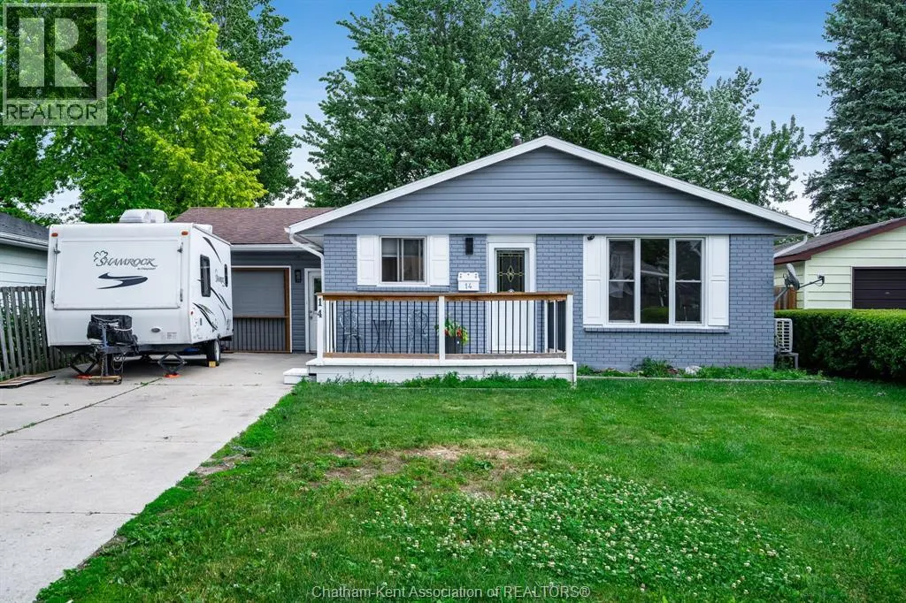 14 GREENBRIAR TRAIL