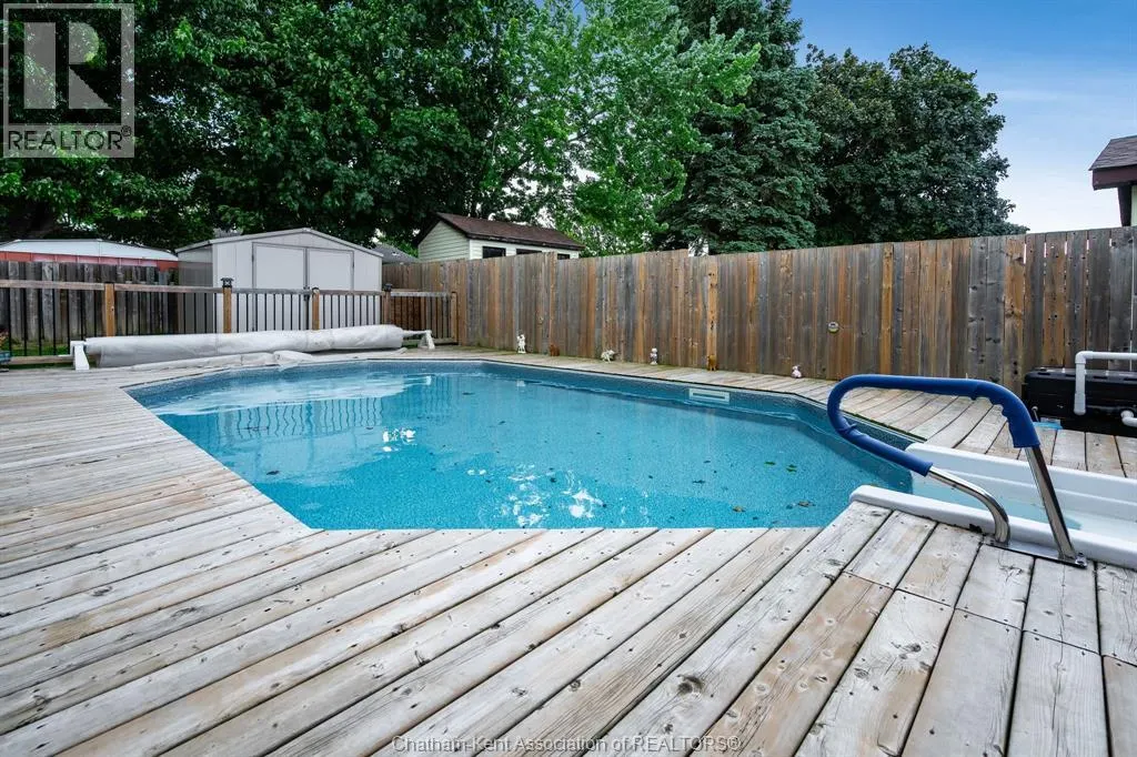 14 GREENBRIAR TRAIL