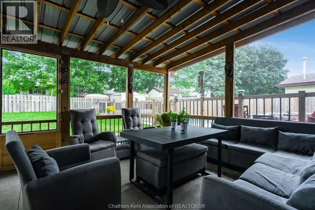 14 GREENBRIAR TRAIL