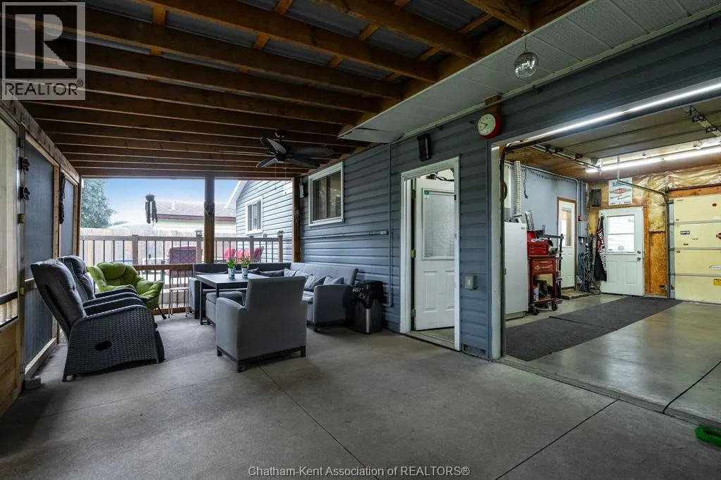 14 GREENBRIAR TRAIL