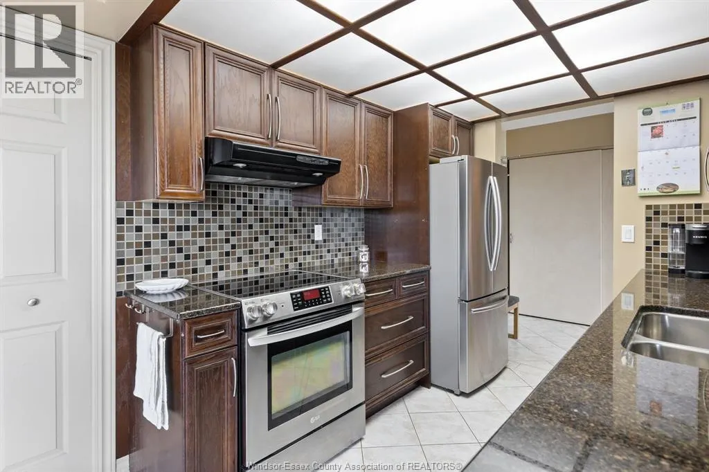 109 ROBSON Unit# 403
