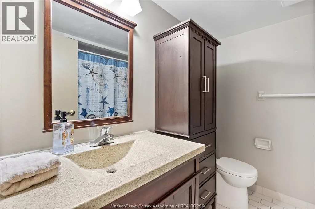 109 ROBSON Unit# 403