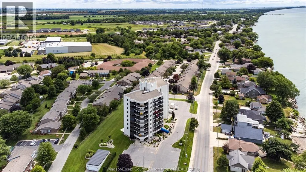 109 ROBSON Unit# 403