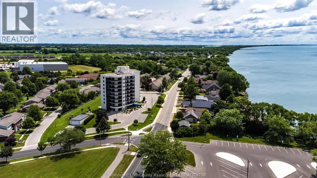 109 ROBSON Unit# 403