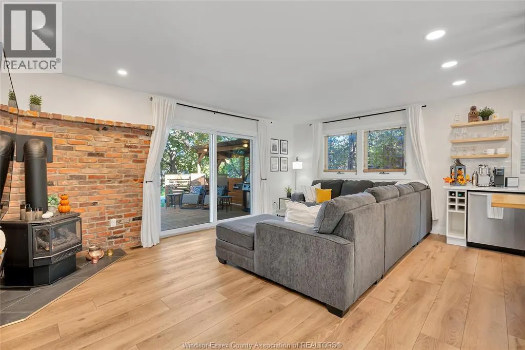 255 EDWARD ROAD