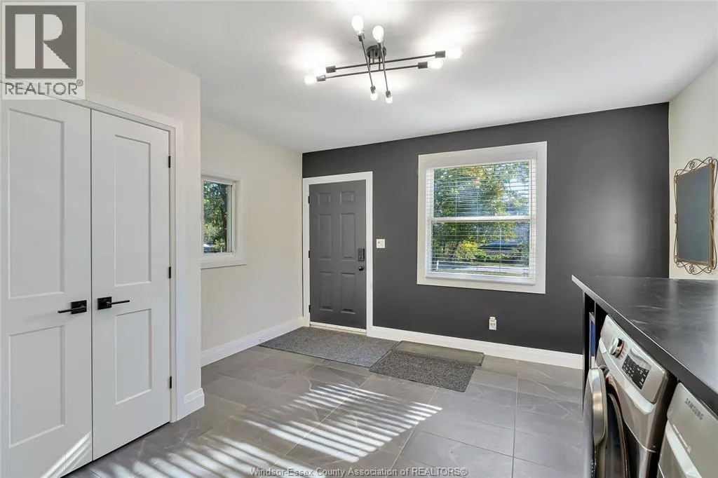 255 EDWARD ROAD