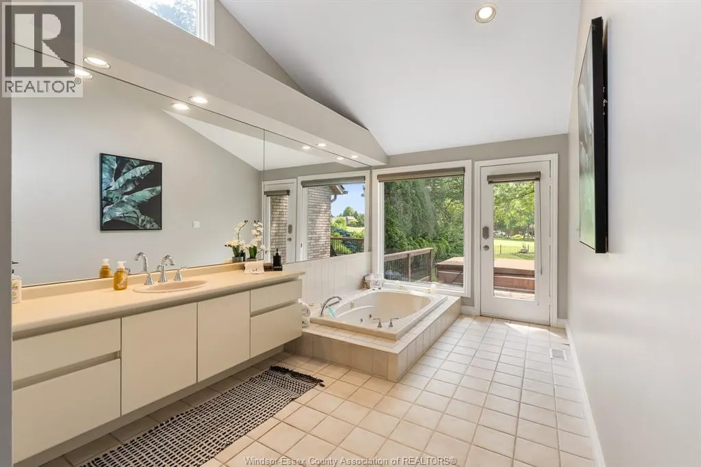 185 Ironwood DRIVE