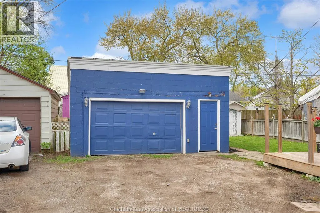 14 McNaughton AVENUE