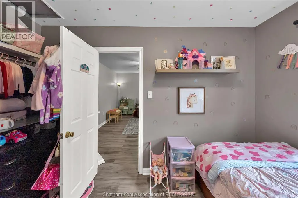14 McNaughton AVENUE