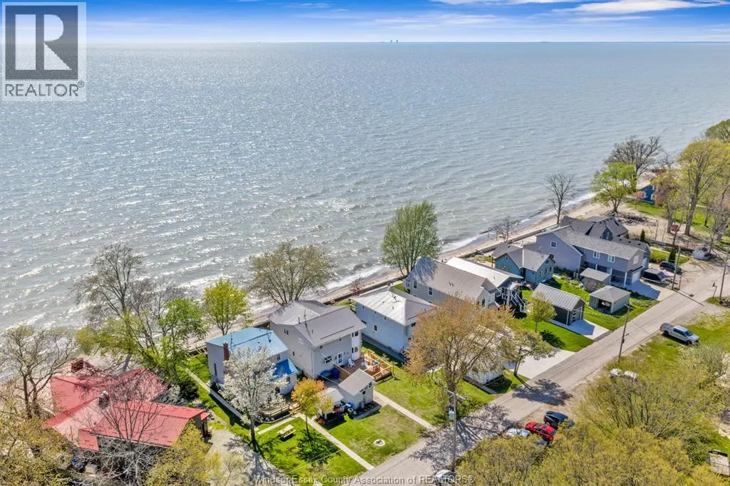 545 LAKEVIEW