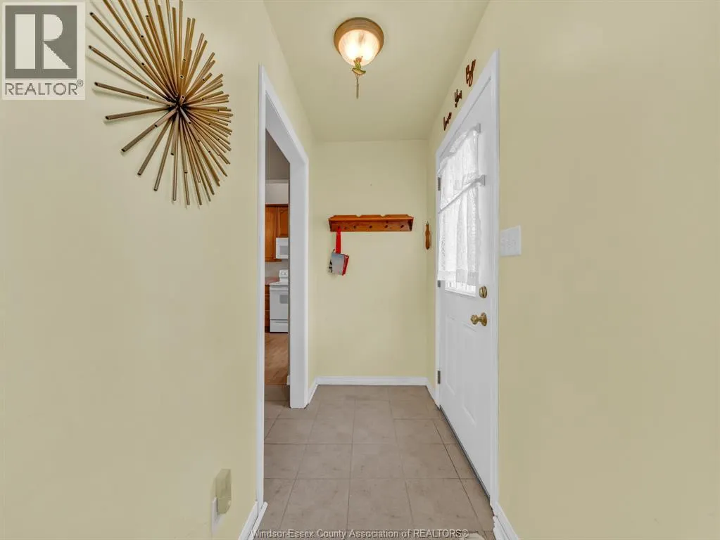 545 LAKEVIEW