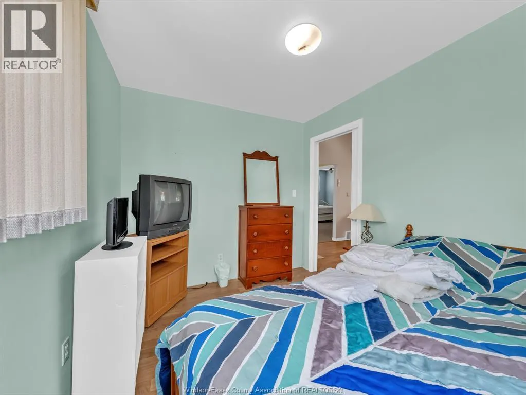 545 LAKEVIEW
