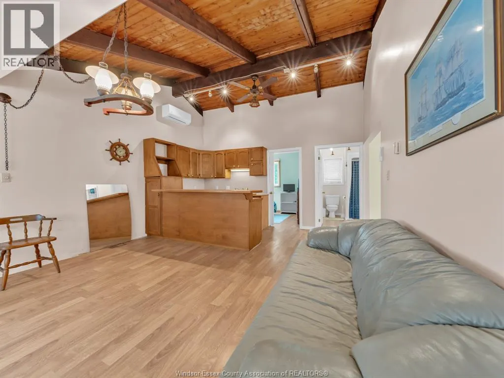 545 LAKEVIEW