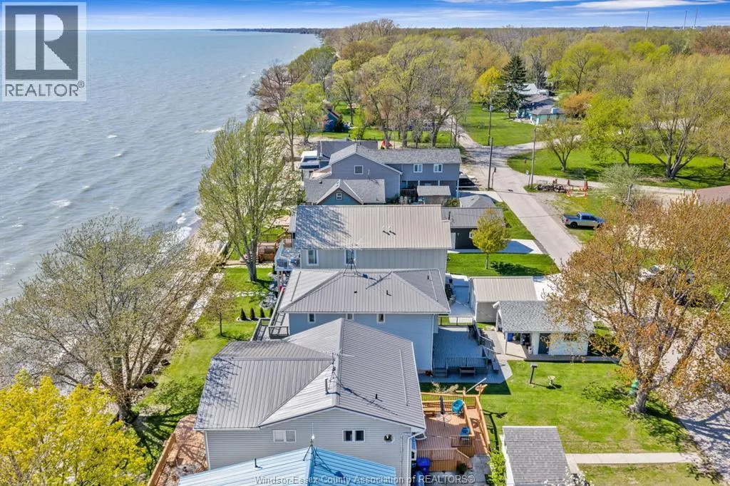 545 LAKEVIEW