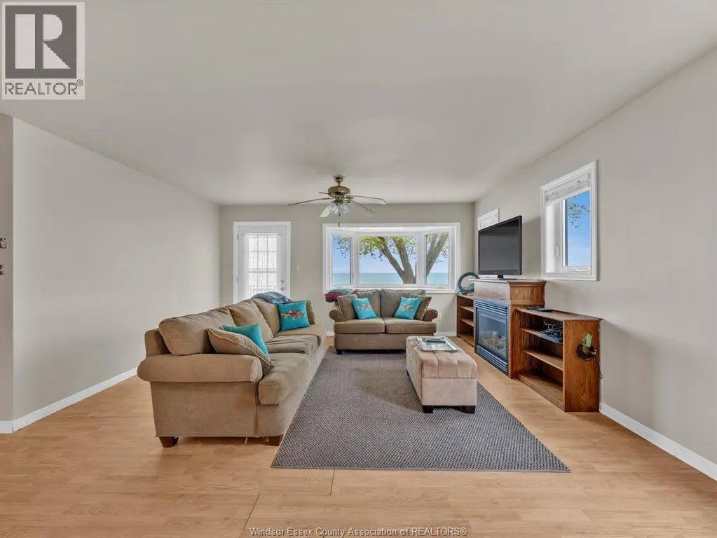 545 LAKEVIEW