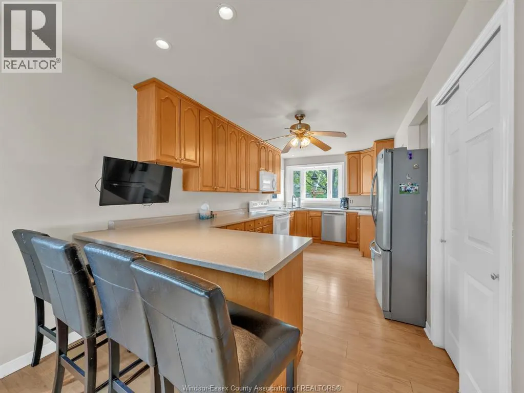 545 LAKEVIEW