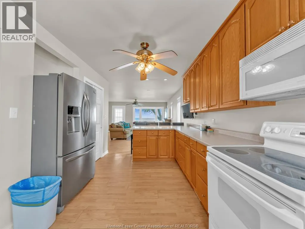 545 LAKEVIEW