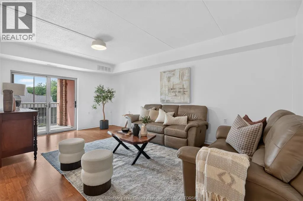 3915 Southwinds DRIVE Unit# 203