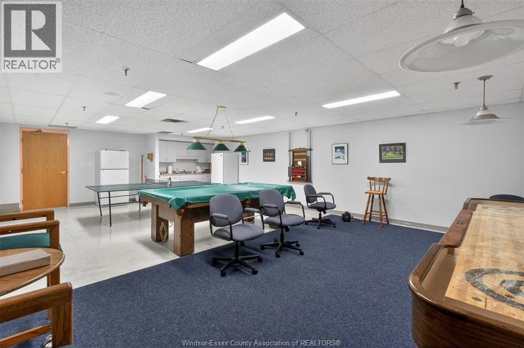3915 Southwinds DRIVE Unit# 203