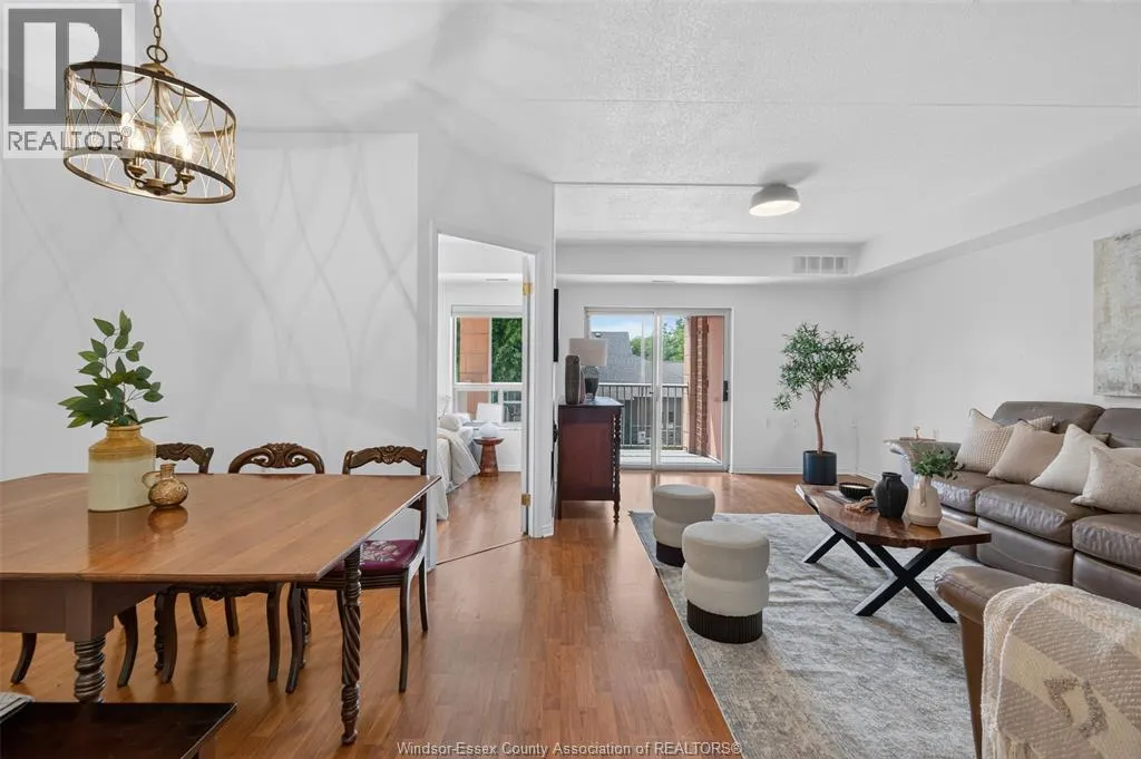 3915 Southwinds DRIVE Unit# 203