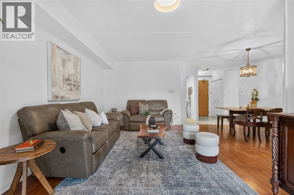 3915 Southwinds DRIVE Unit# 203