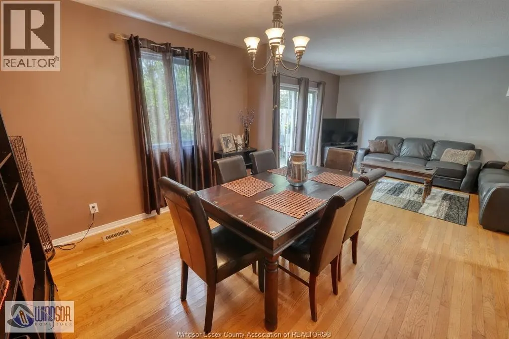 1277 CARDINAL CRESCENT